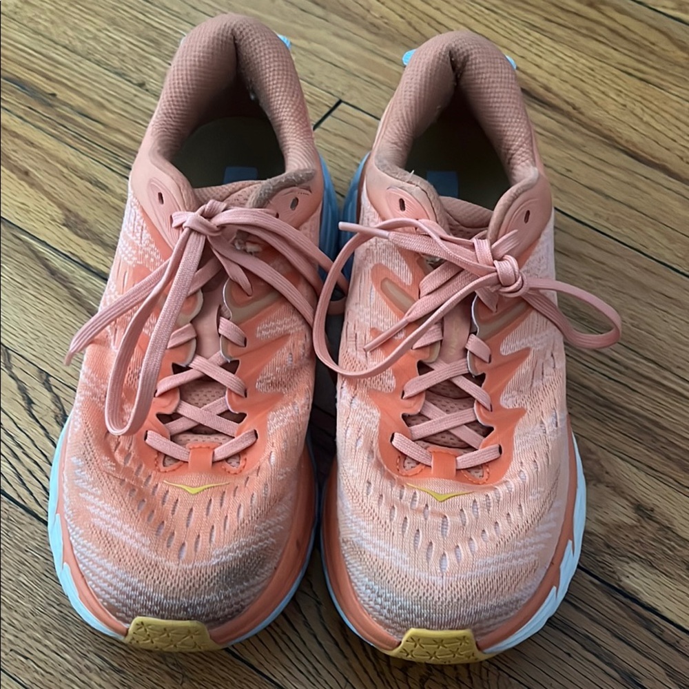 Women's Hoka Gaviota 4 Running Shoe Size 8